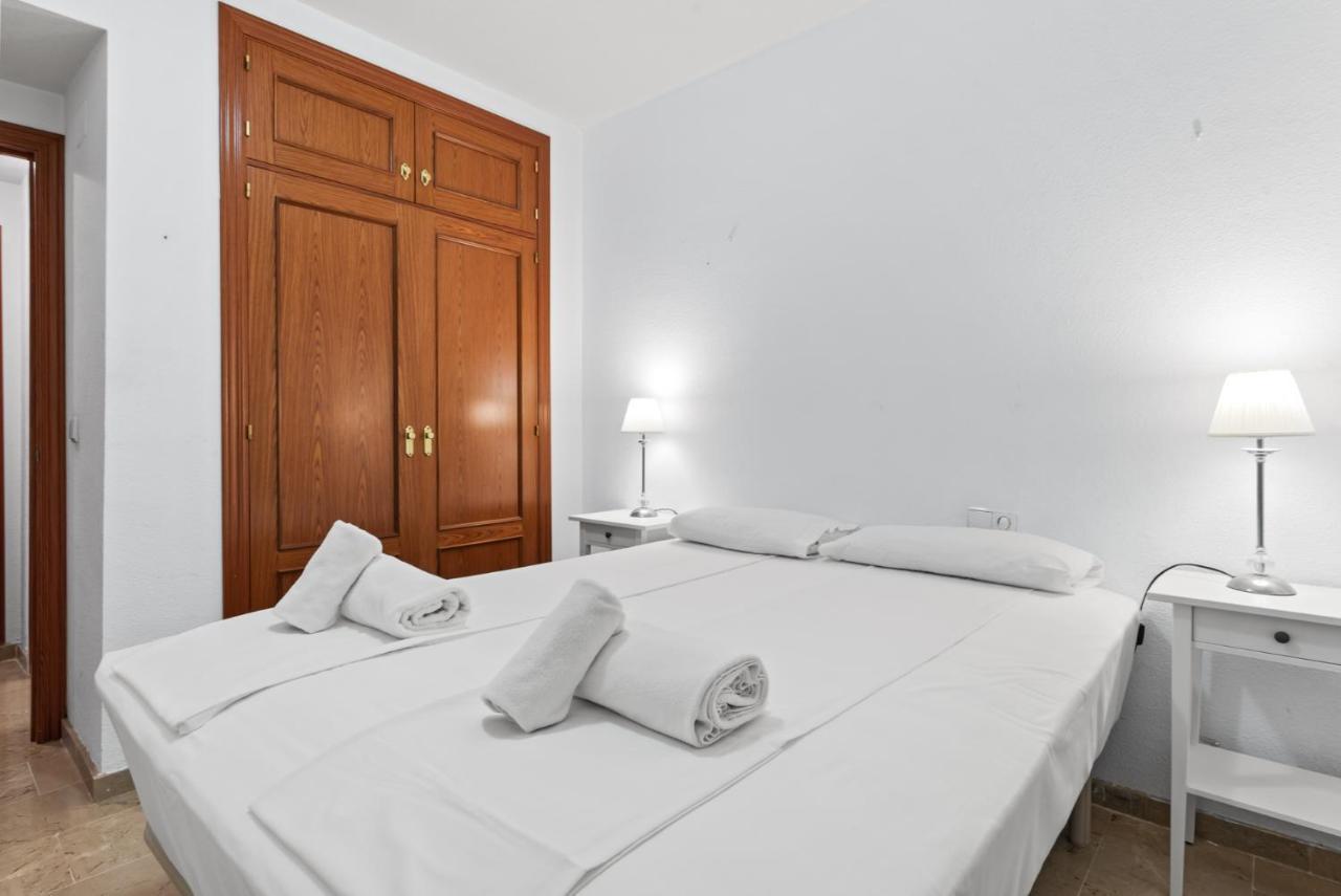 Marysol Beachclose Apartment With Pool By Costarentals - Ref 200 Benalmádena Eksteriør billede