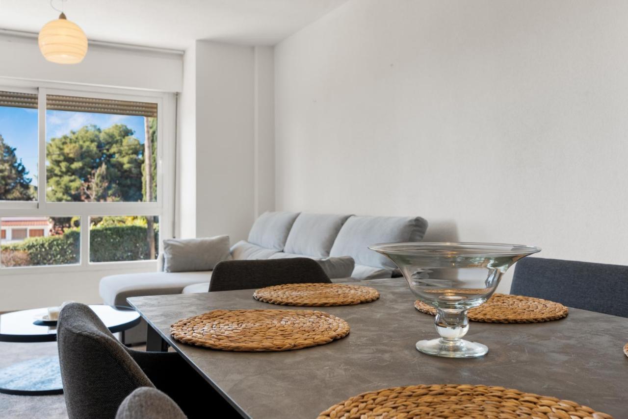 Marysol Beachclose Apartment With Pool By Costarentals - Ref 200 Benalmádena Eksteriør billede