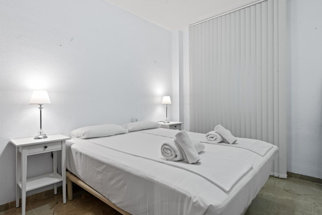 Marysol Beachclose Apartment With Pool By Costarentals - Ref 200 Benalmádena Eksteriør billede